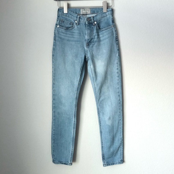 CLOSEOUT \Everlane\• Original Cheeky Jean in Stone-Washed Sky - Picture 2 of 16